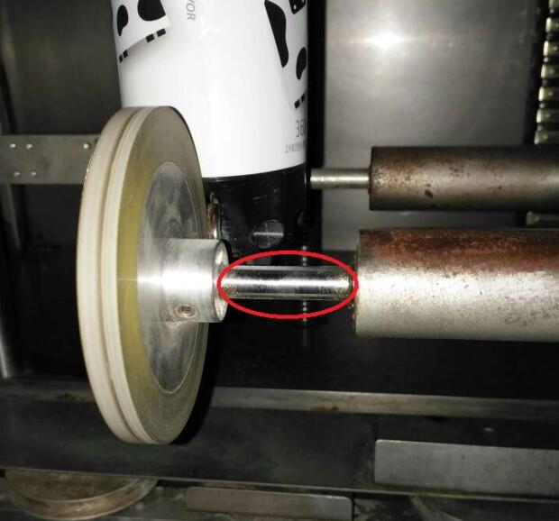 中国台湾劲皇套标机下料轮